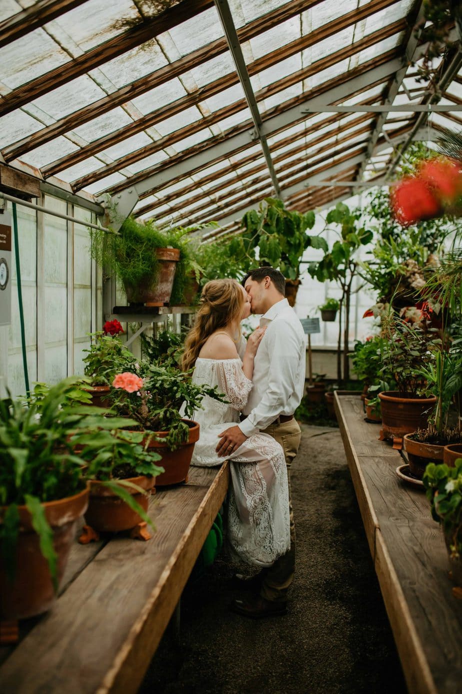 Oregon greenhouse elopement