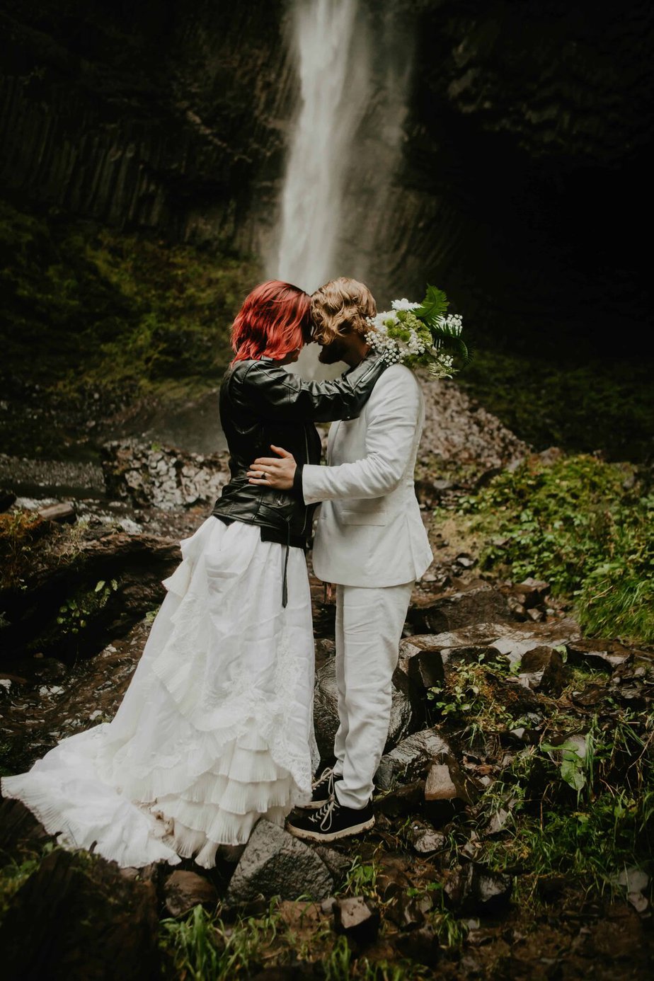 Oregon Waterfall Elopement